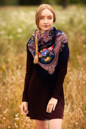 Shawl Rendezvous with Summer